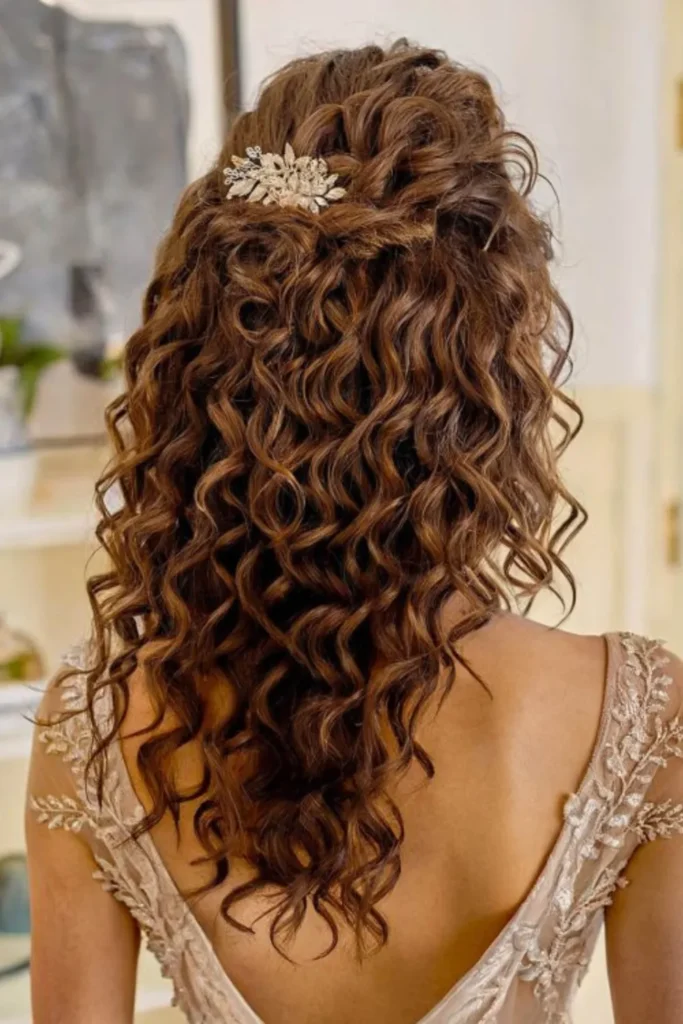 Bridesmaid’s Half-Up Long Curly Hair