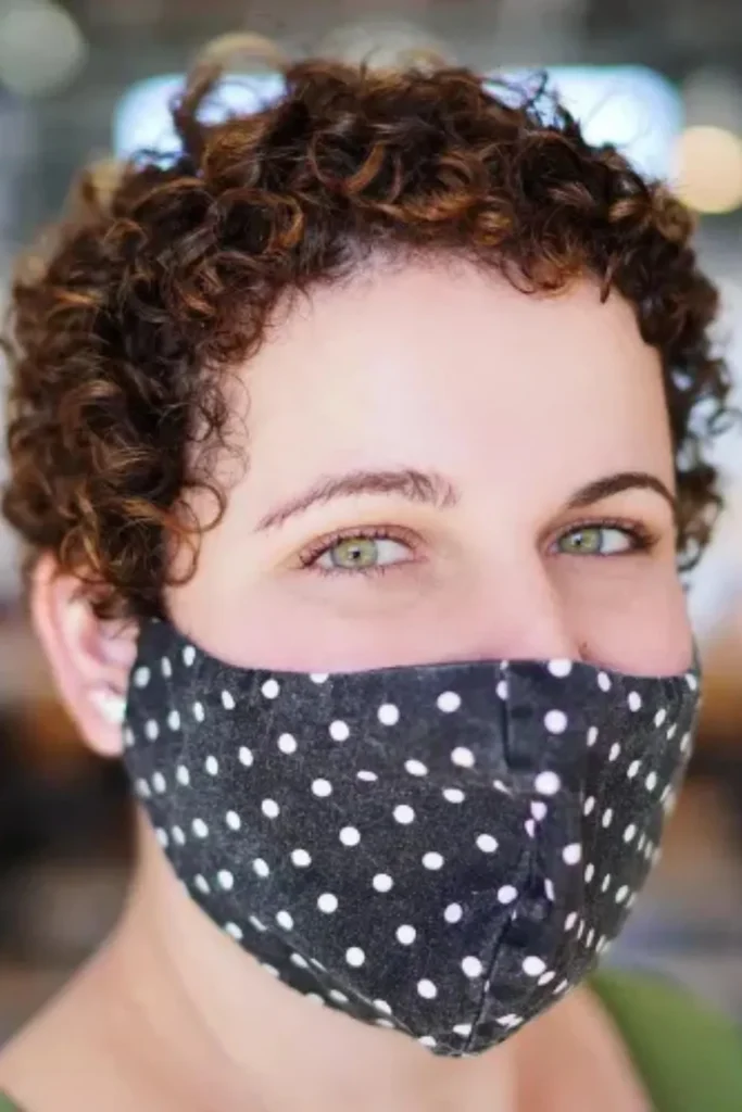 Highlighted Tight and Short Curls