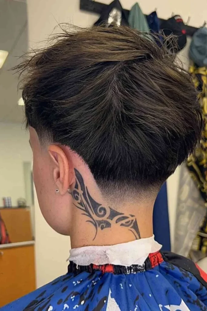 Low Tapered Messy Hair