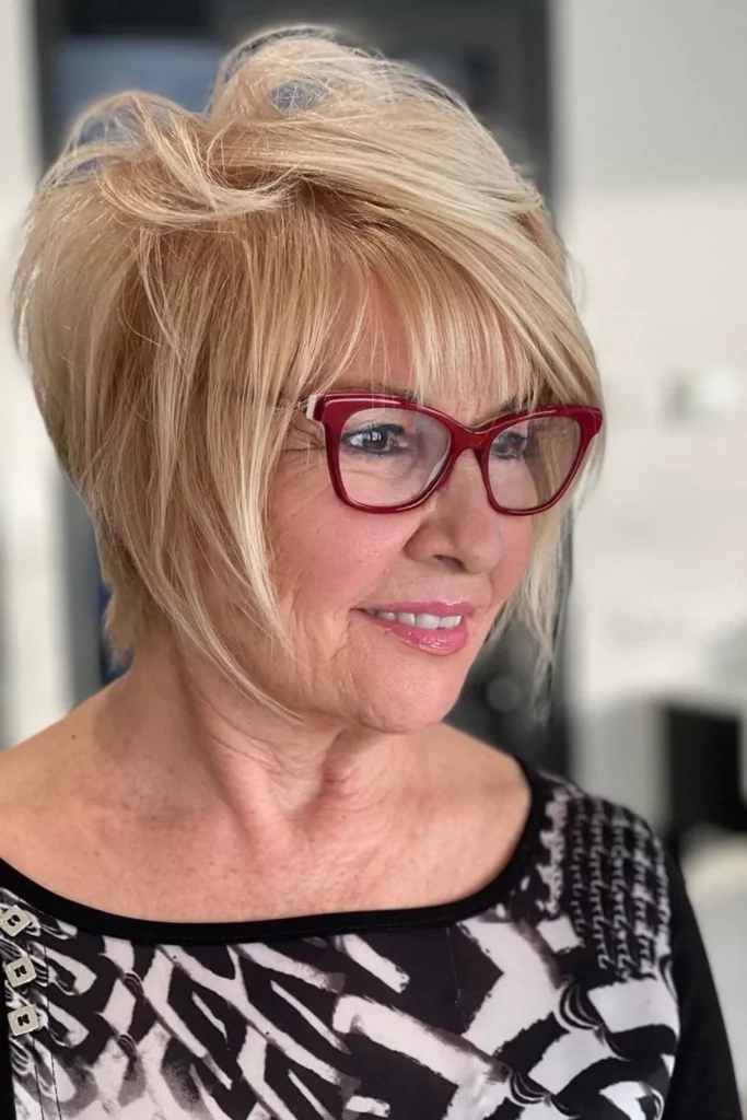Chic Short Shag for Women with Glasses