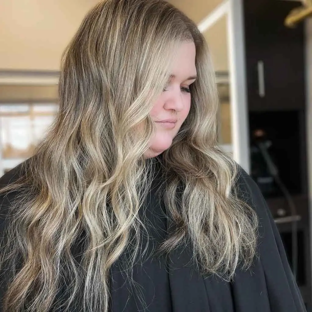 Sandy Blonde Tousled Wavy Hair