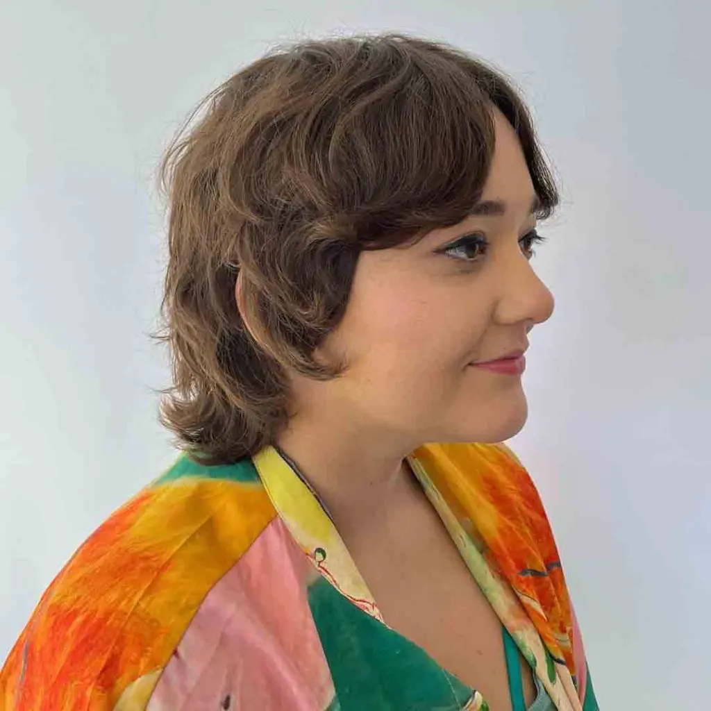 Short Wavy Shag Wolf Cut With Curtain Bangs